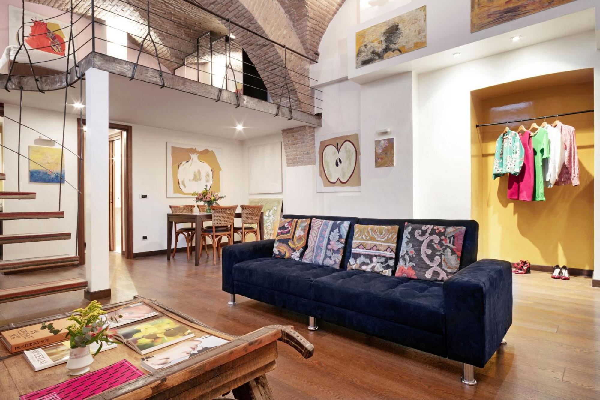 Holiday home Trasteverehome - Artists Loft With Private Parking In Trastevere Rome