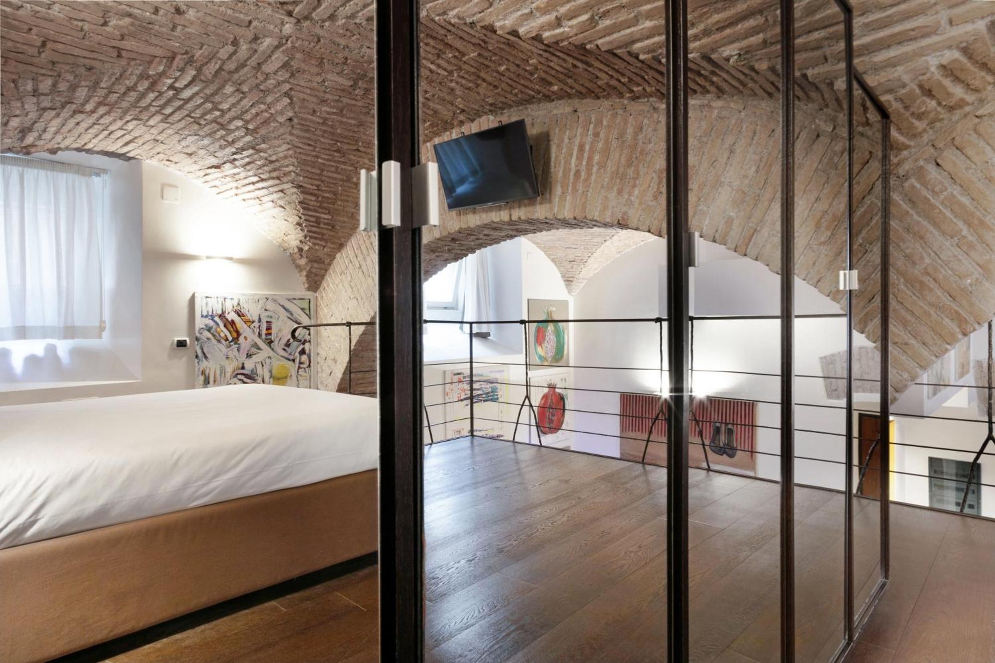 Holiday home Trasteverehome - Artists Loft With Private Parking In Trastevere *