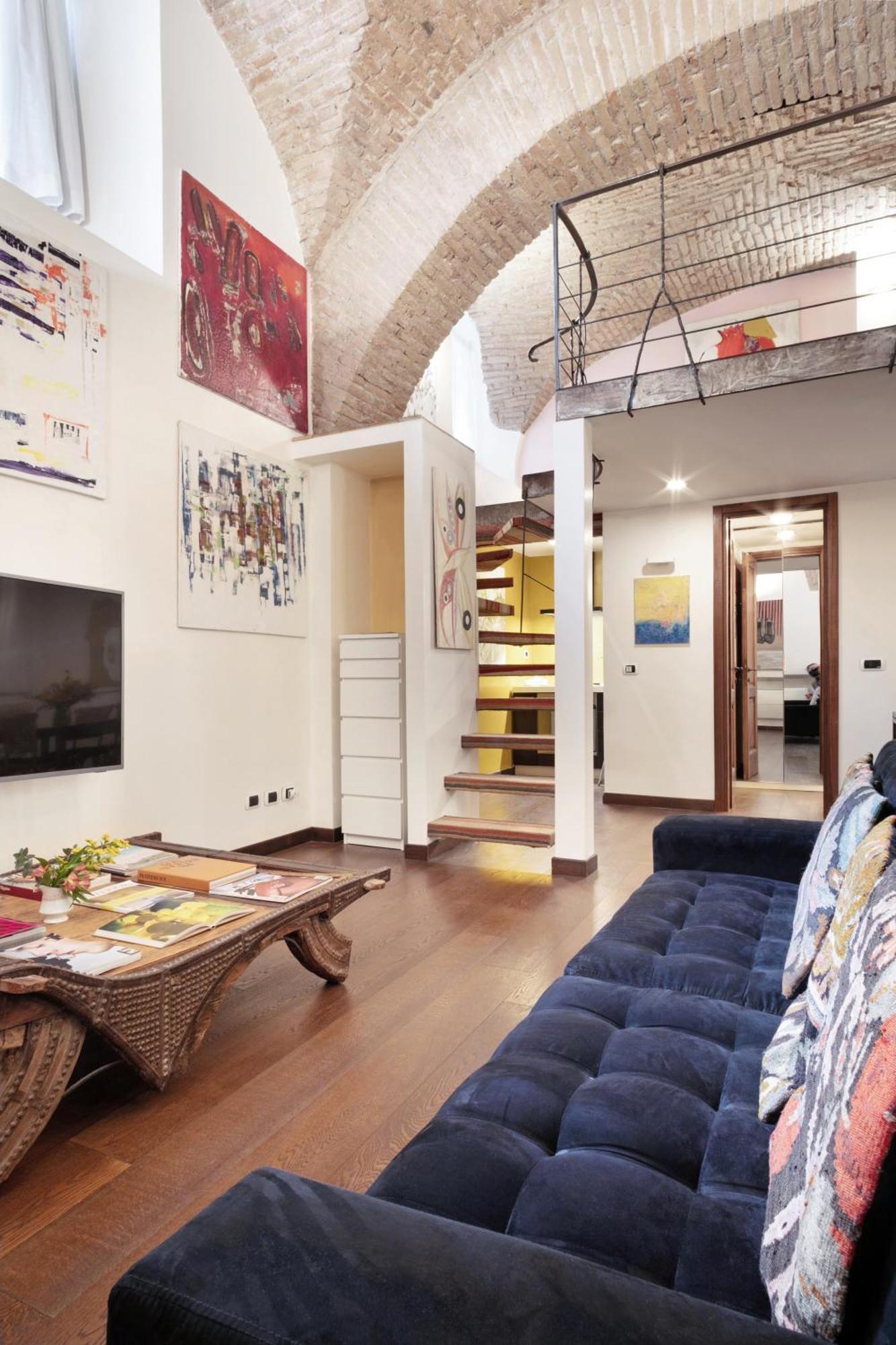 Trasteverehome - Artists Loft With Private Parking In Trastevere * Rome