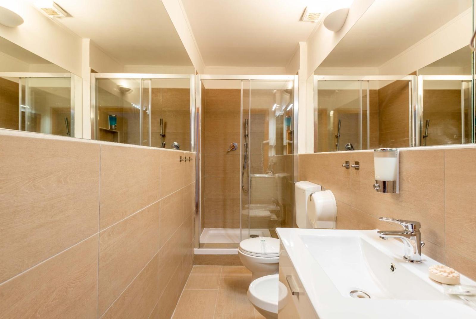 Clavdia Flat Rome