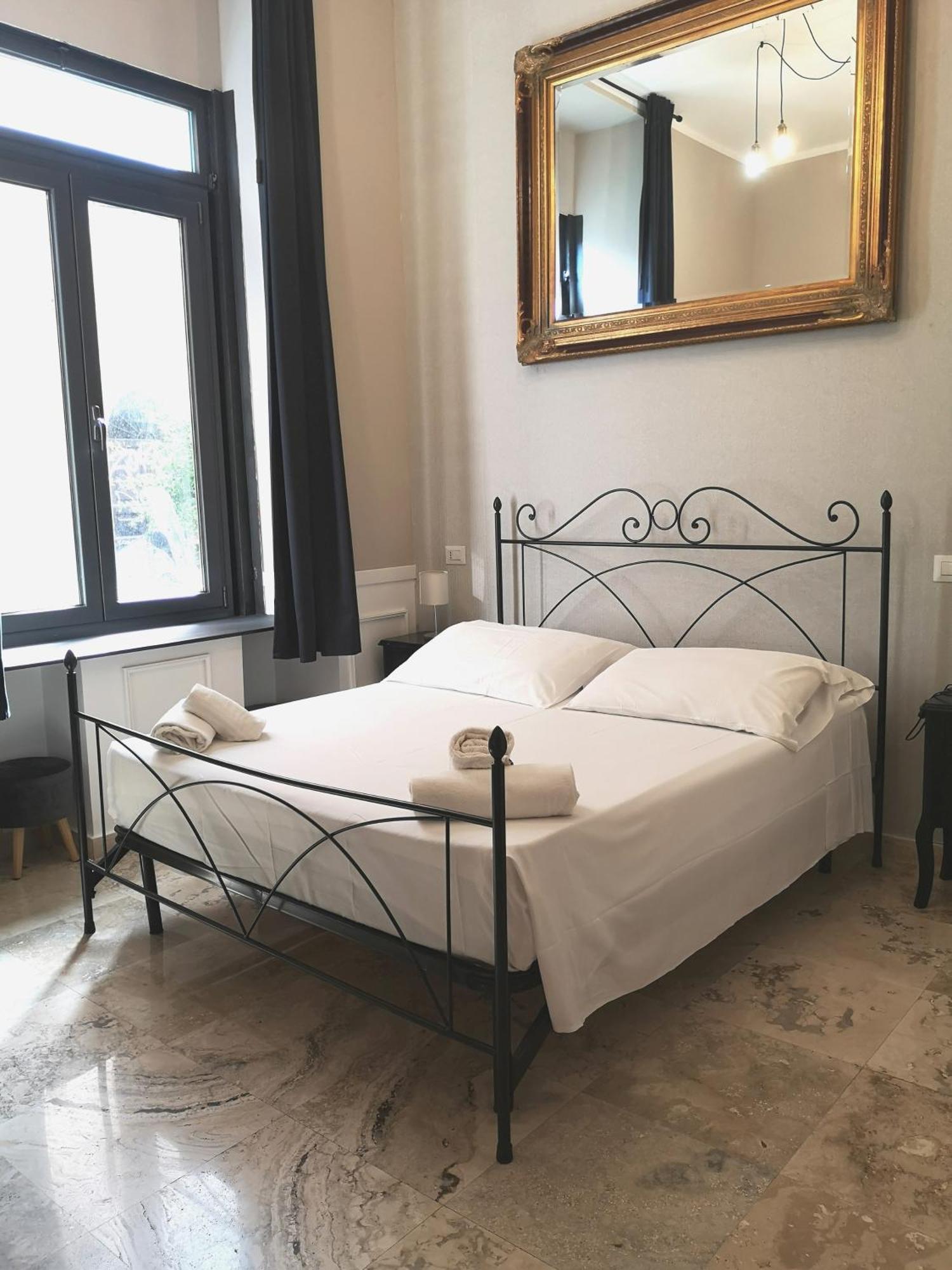 Trastevere Glasshouse 3* Rome