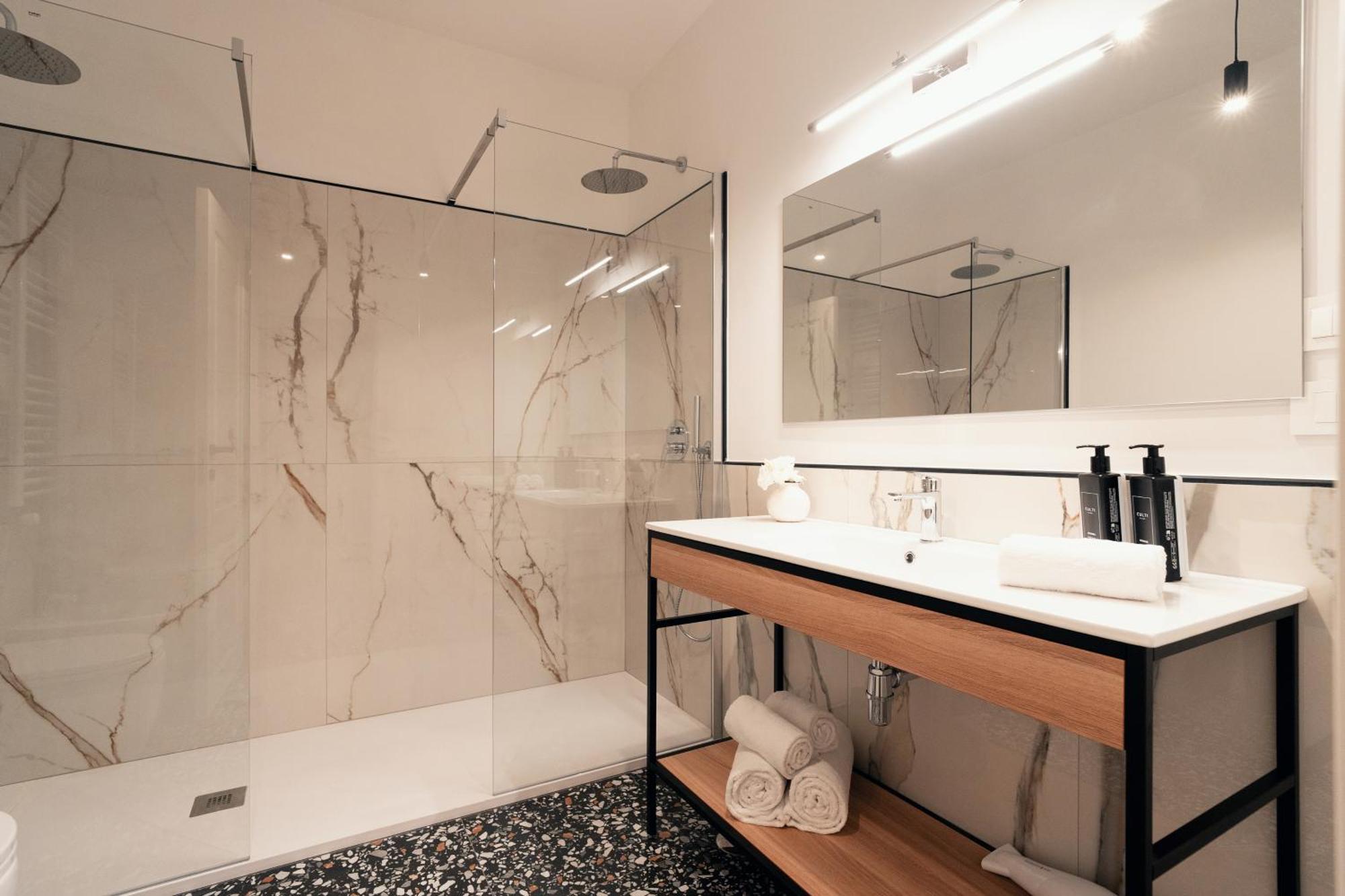 Naman Hotellerie - Monti Guest house
