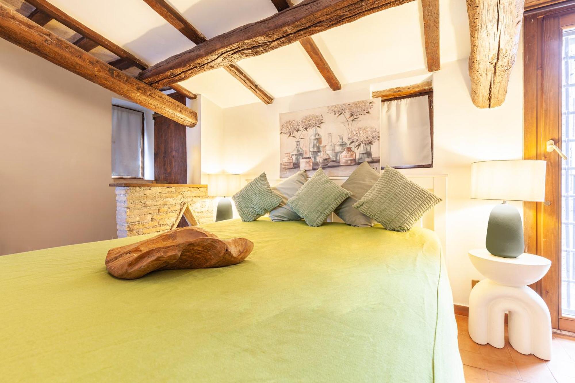 Apartment Navona Historic Lovely Terrace