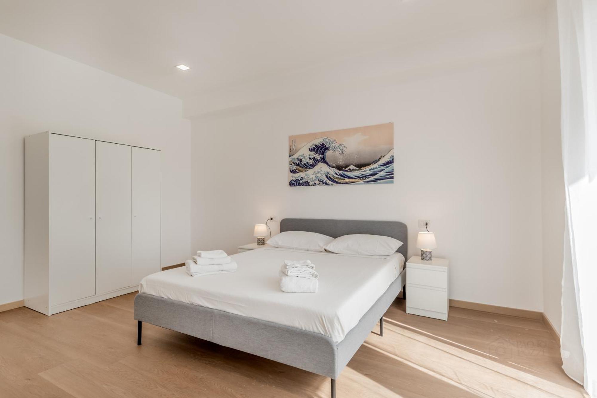 Lodi's Temple Apartment *