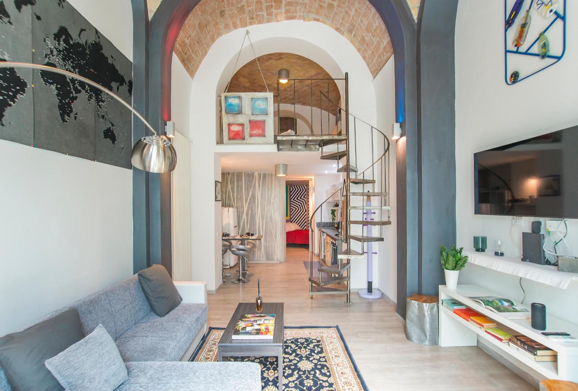 The Loft Gallery By Giulia