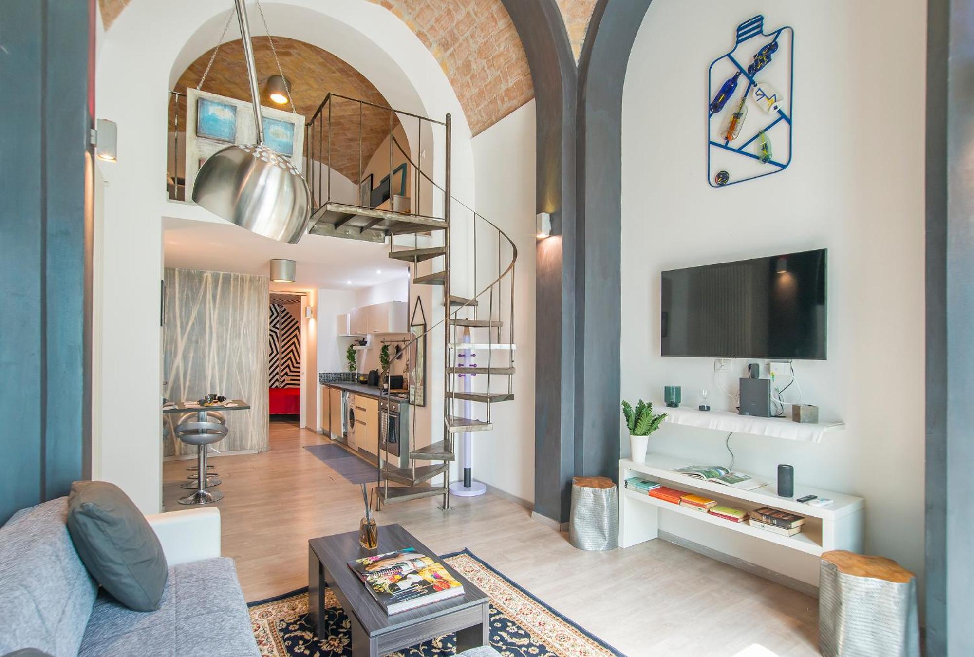 The Loft Gallery By Giulia