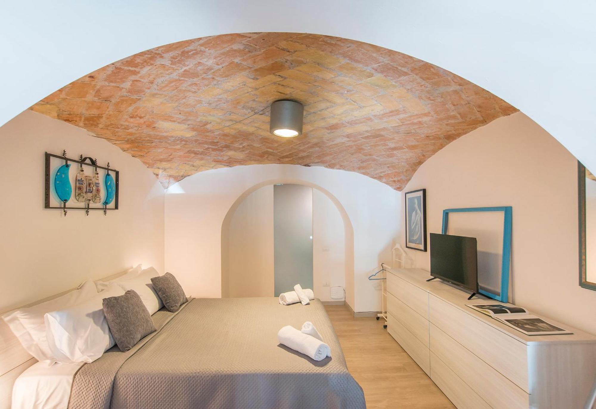 The Loft Gallery By Giulia Apartment