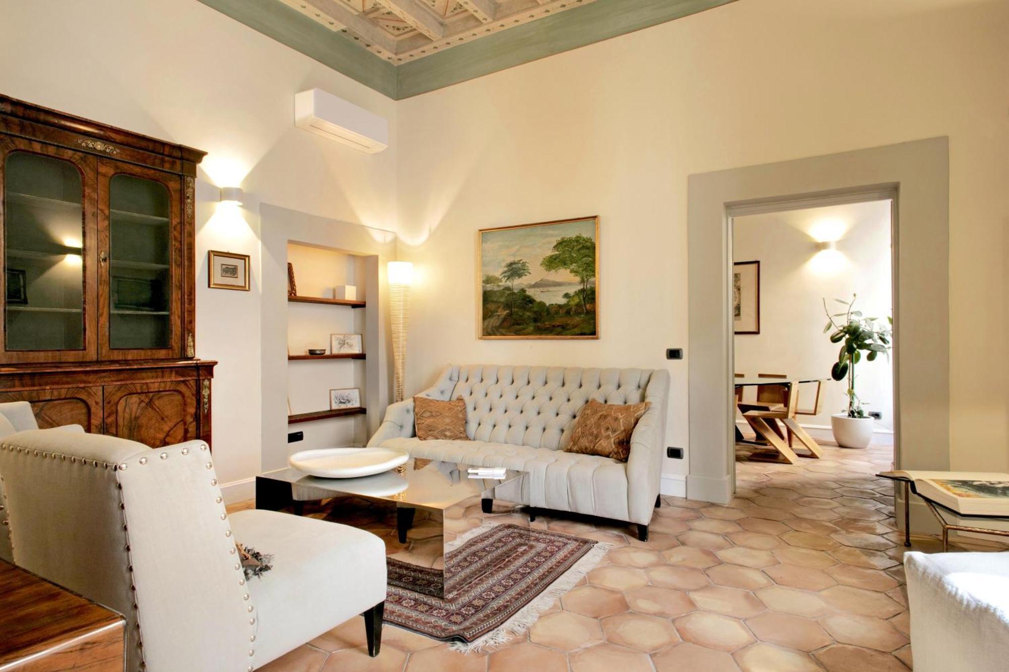 Trevi Luxury Apartment
