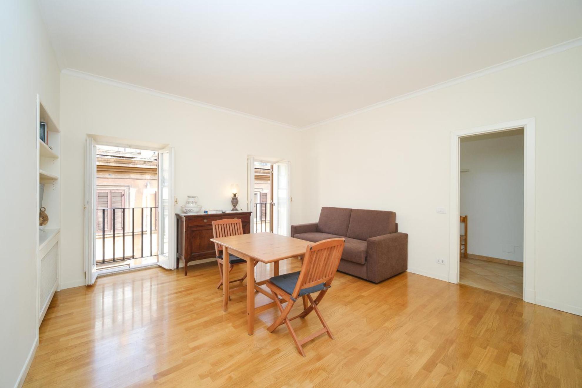 Apartment Elisa's Trevi Fountain Buddyrent Rome