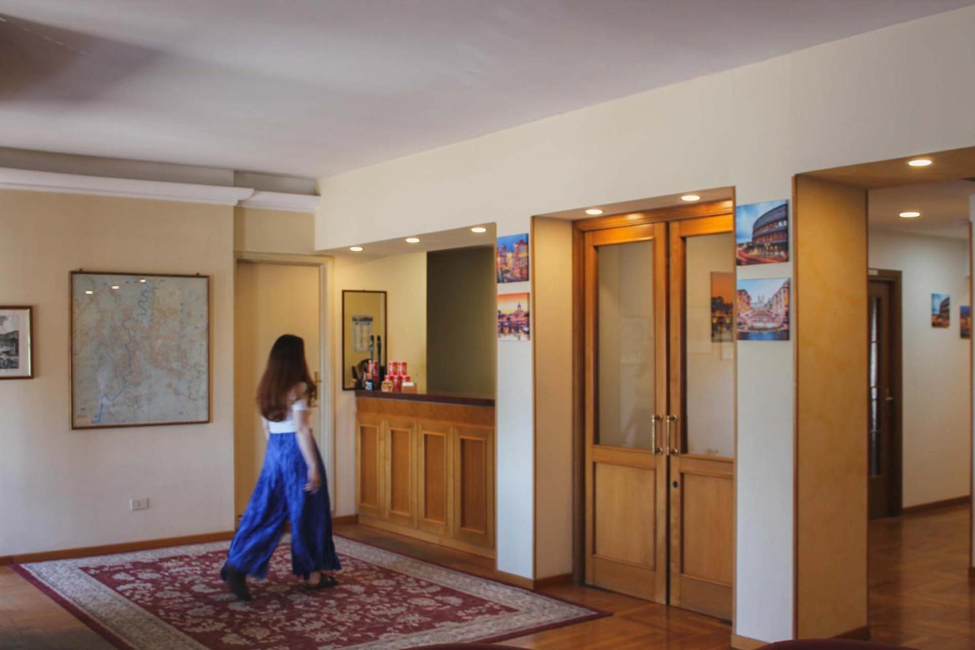 Oasi Santa Rosa Hotel *