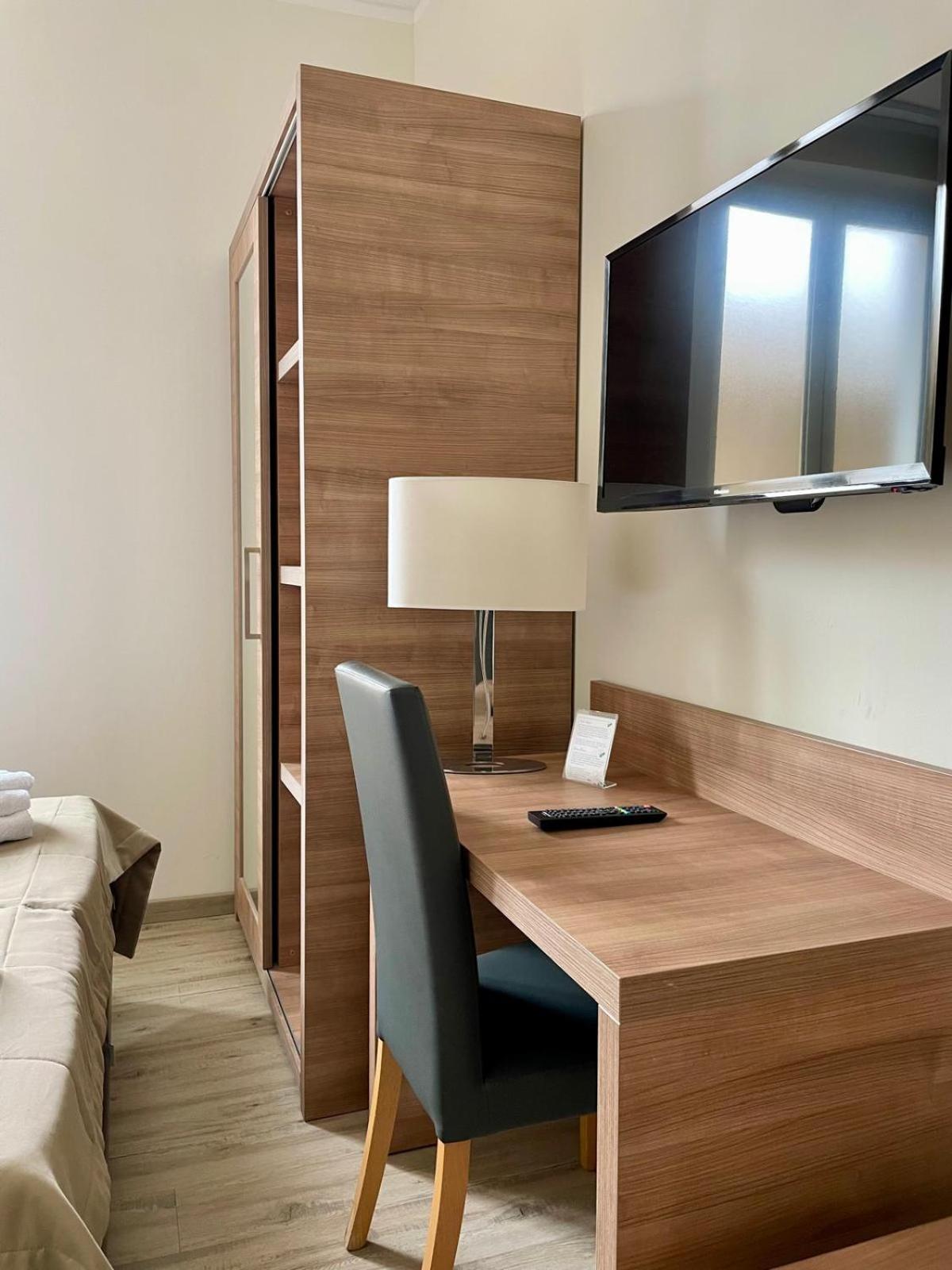 Hotel Casa Per Ferie Santa Maria Alle Fornaci 3*