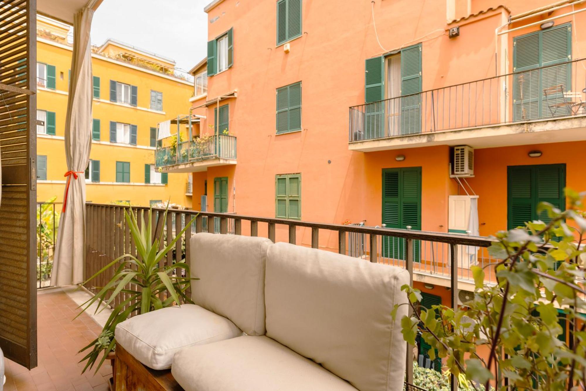 Giurafa Vatican Apartament Apartment