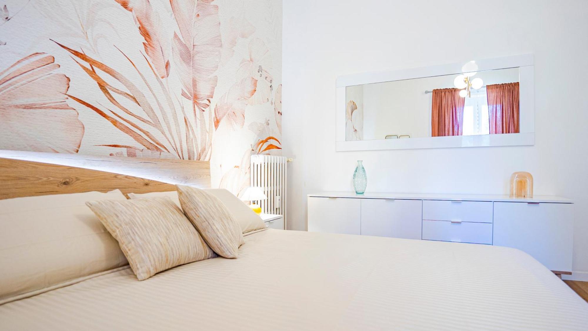 Casa Bonnet - Elegant Near Trastevere & Gianicolo Apartment *