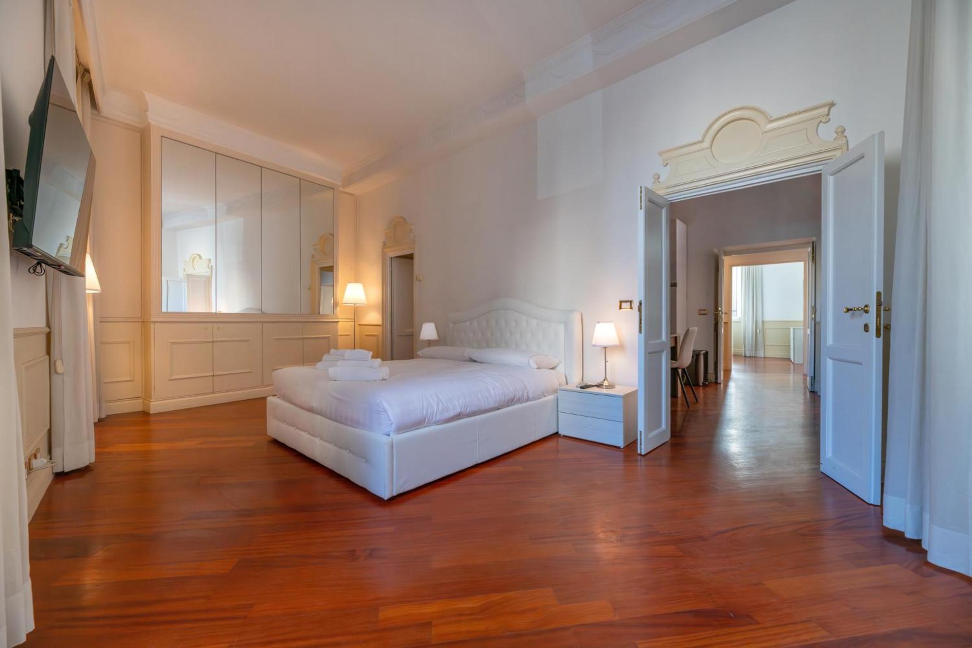 Center - Pantheon Apartment *