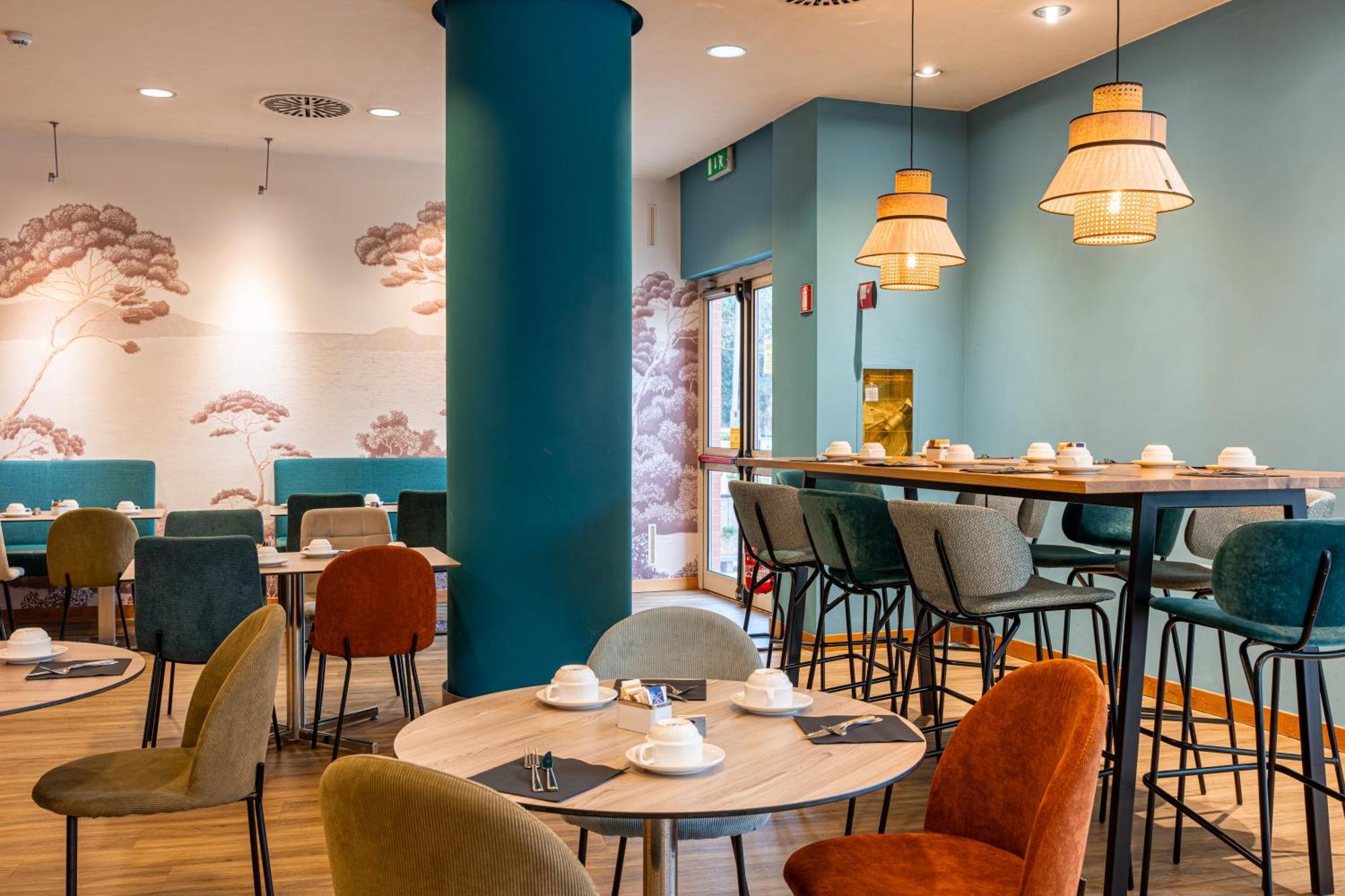Novotel Est 4*
