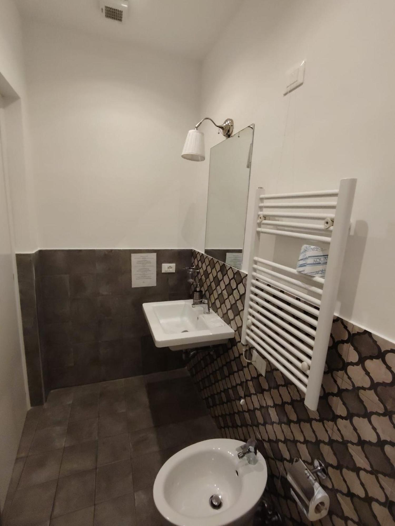 Tlv Navona Guest house