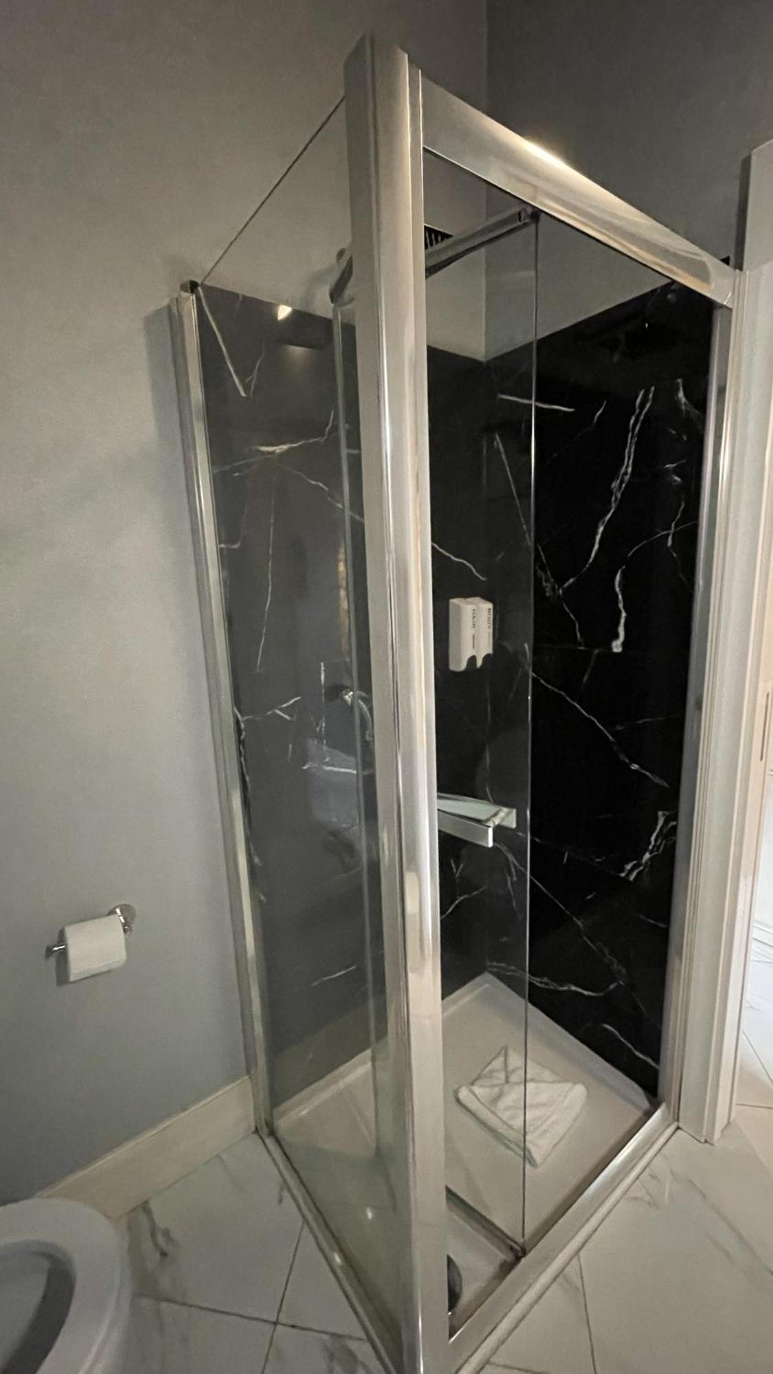 Rhome Luxury Roma