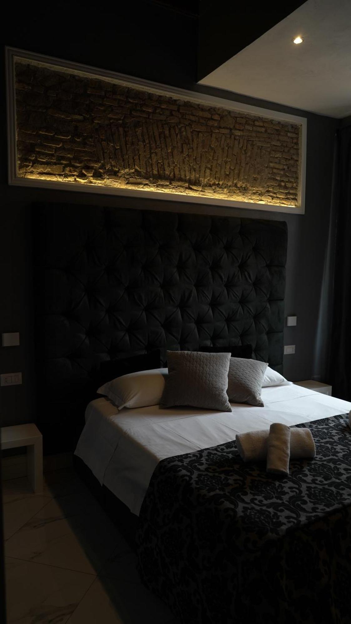 Rhome Luxury