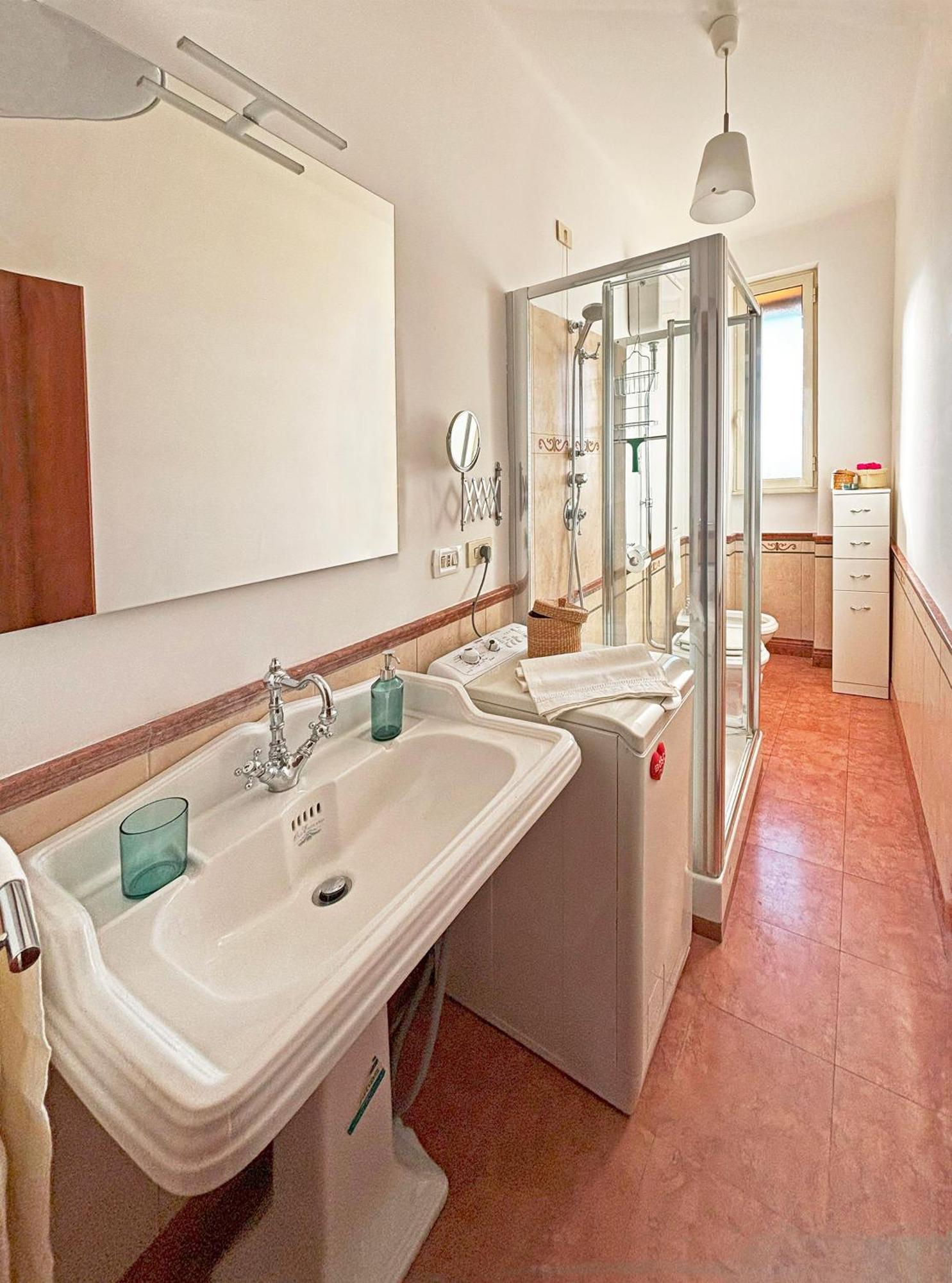 Domusbritannia San Giovanni Apartment Rome