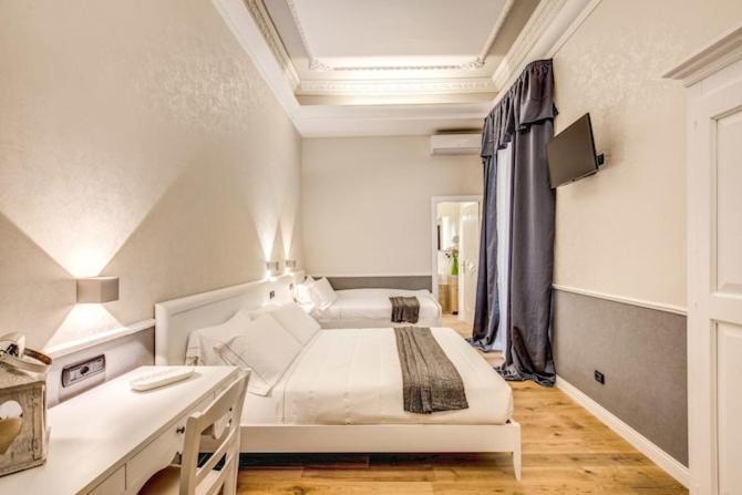 Smart Lux Centro Guest house Rome