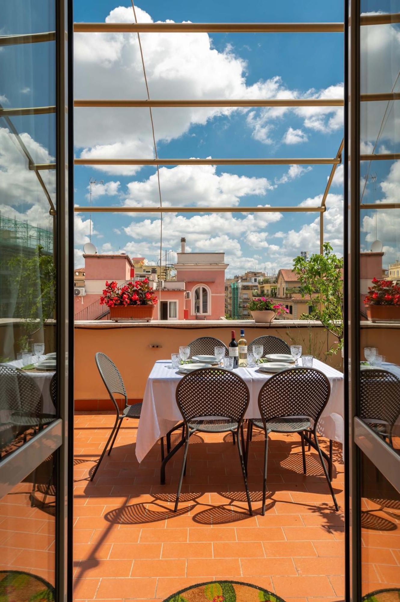 Coppede' Penthouse * Rome