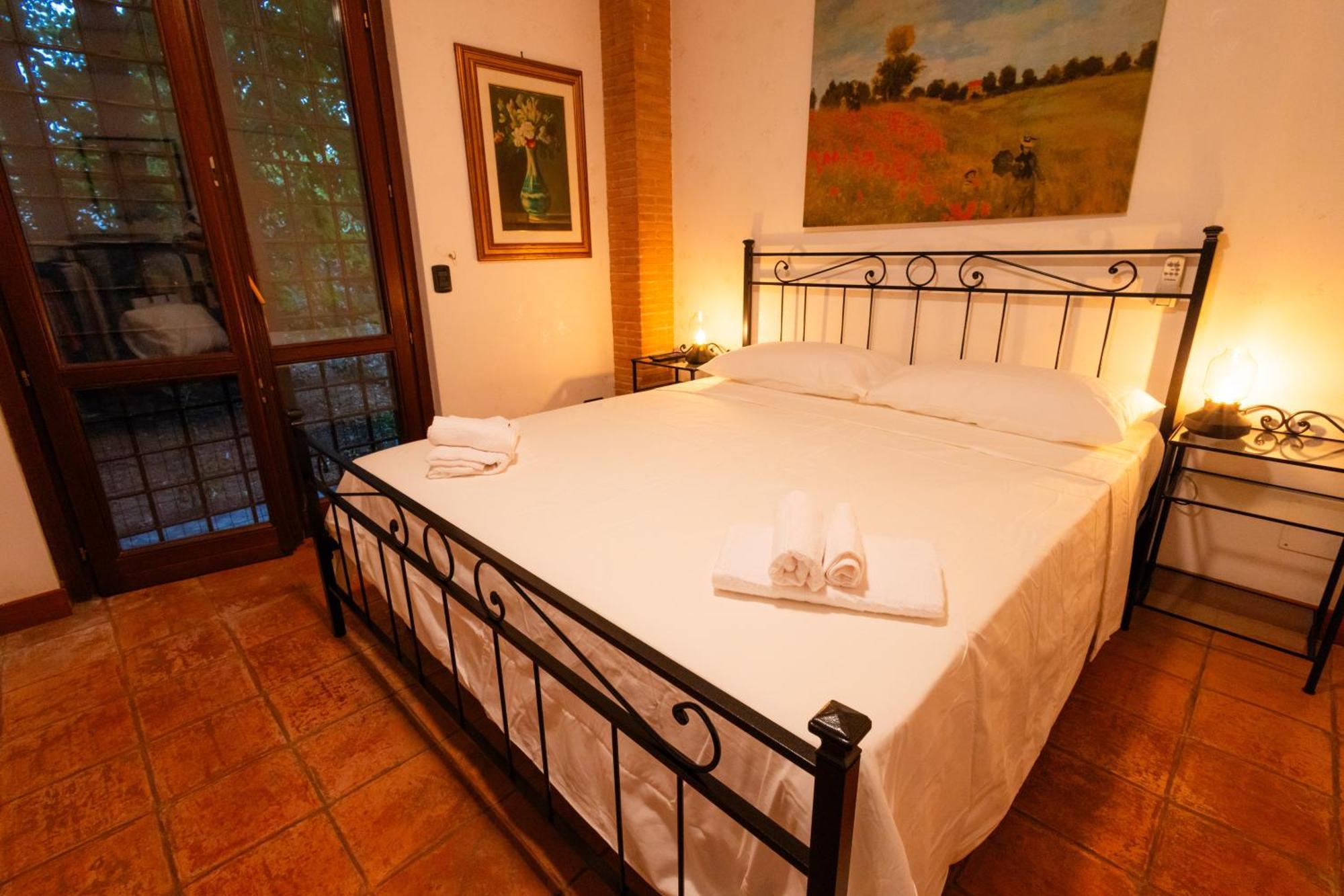 Guest house Aureliana With Pool Near San Peter Rome