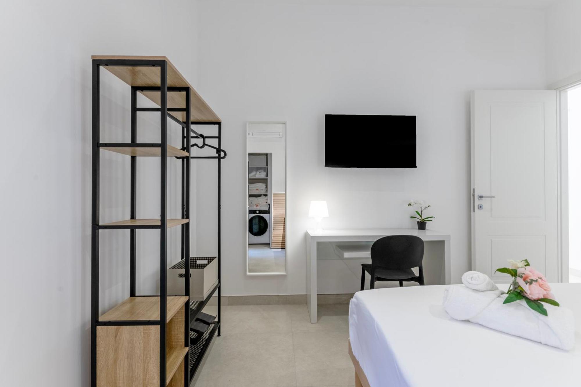 Near To Colosseum Re-house Apartment Rome