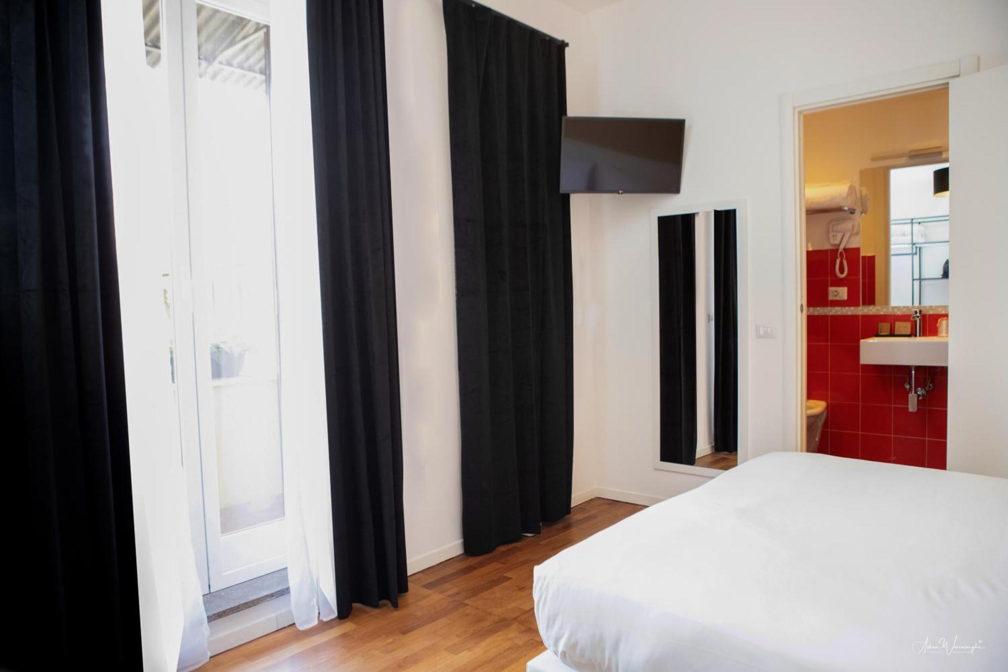 Magikrooms Topaz Roma