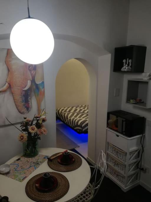 Little Gem In Trevi Fountain Apartment Rome