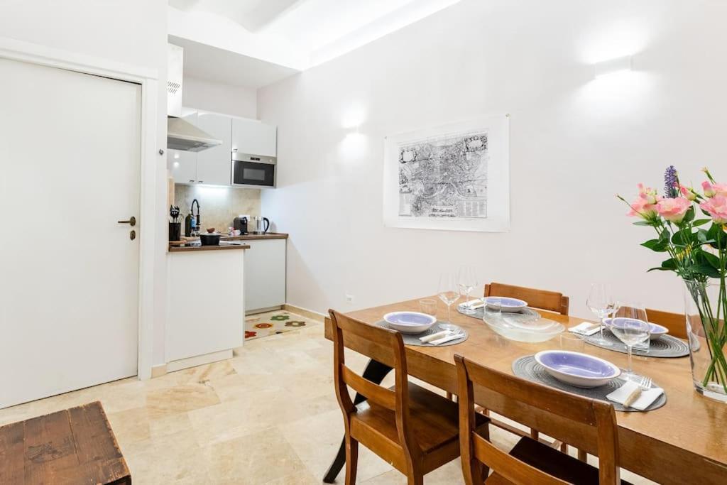 Bottega Augustea Duplex In Monti *