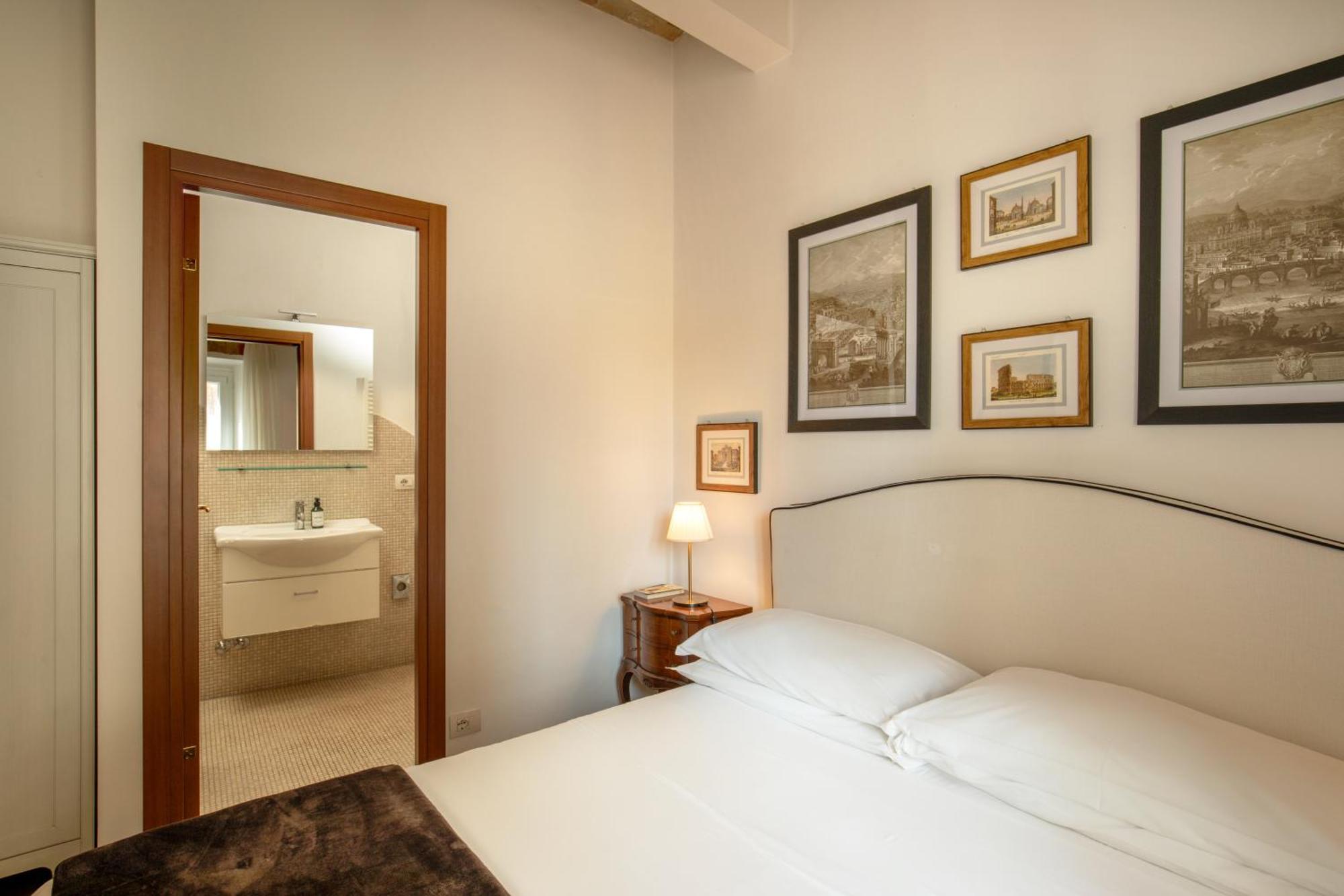 The Right Place 4u Navona Luxury Gasthuis 5*