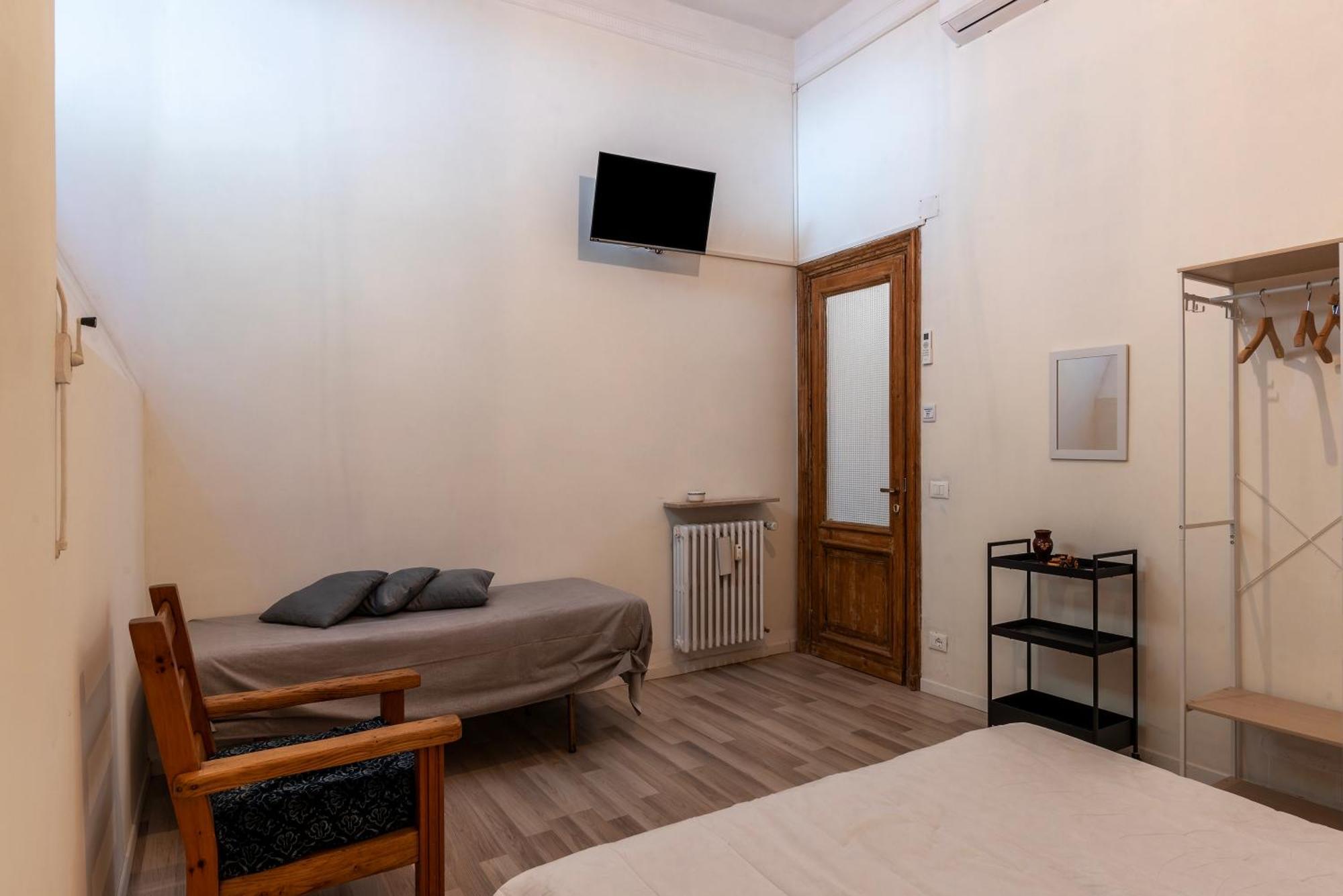 Piazza Nievo A Trastevere Cozy Rome
