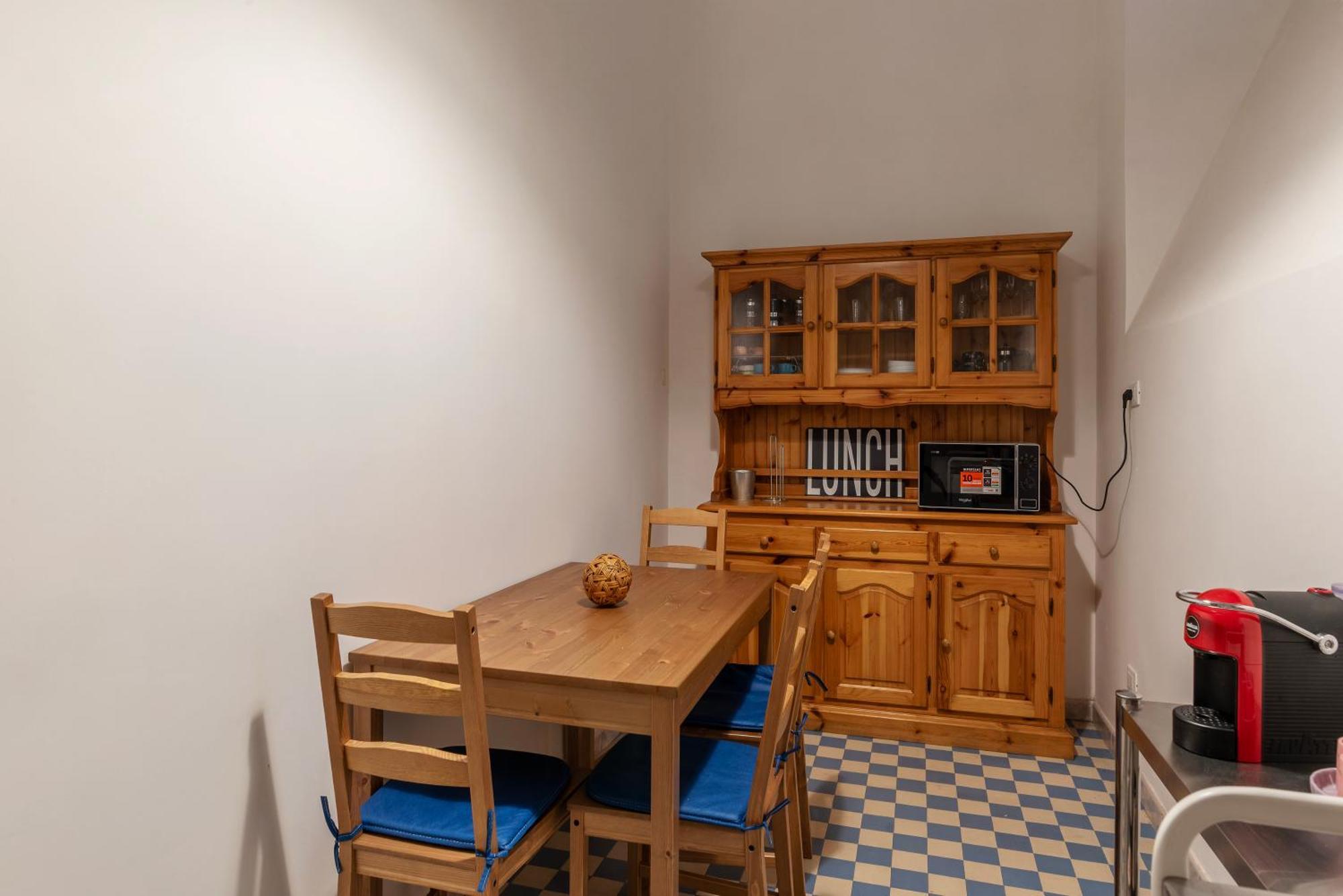Piazza Nievo A Trastevere Cozy Apartment Rome