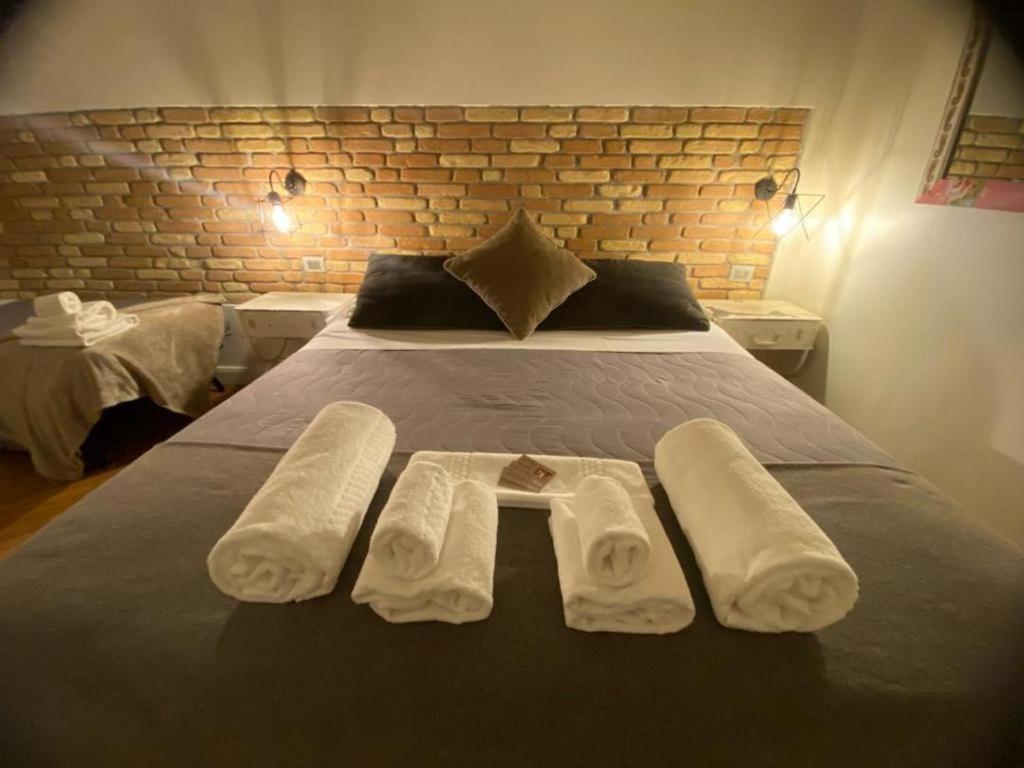 Spagna Ave Couette-café 3*