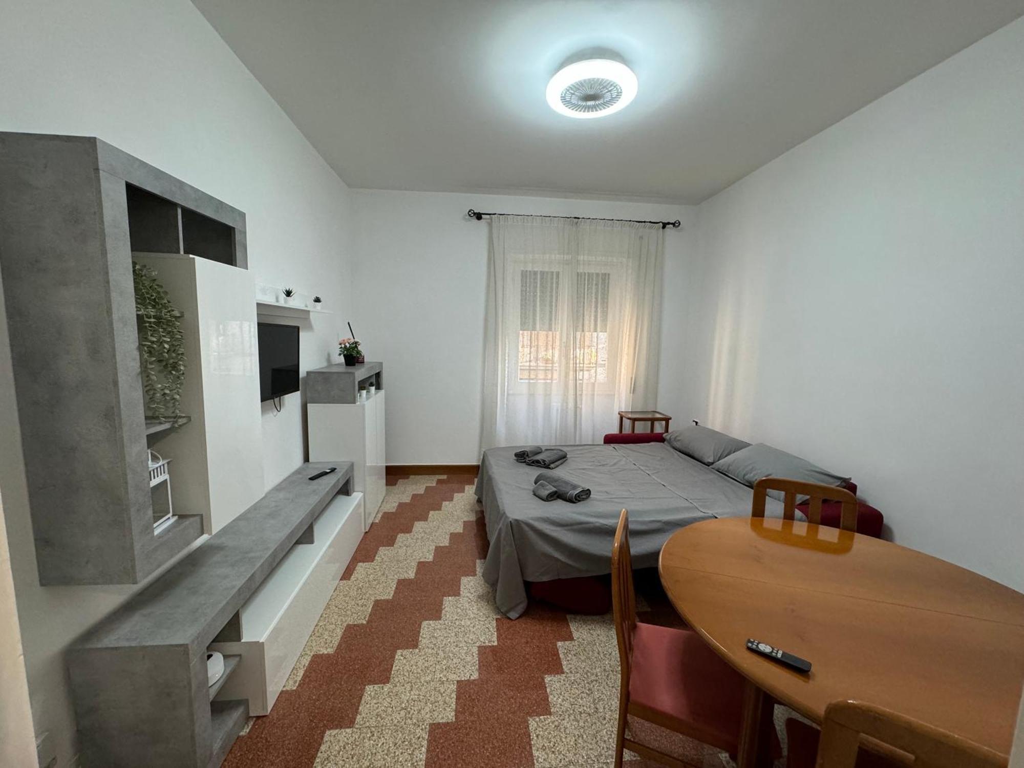 Silihome, Trastevere, Piazza Della Radio Rome