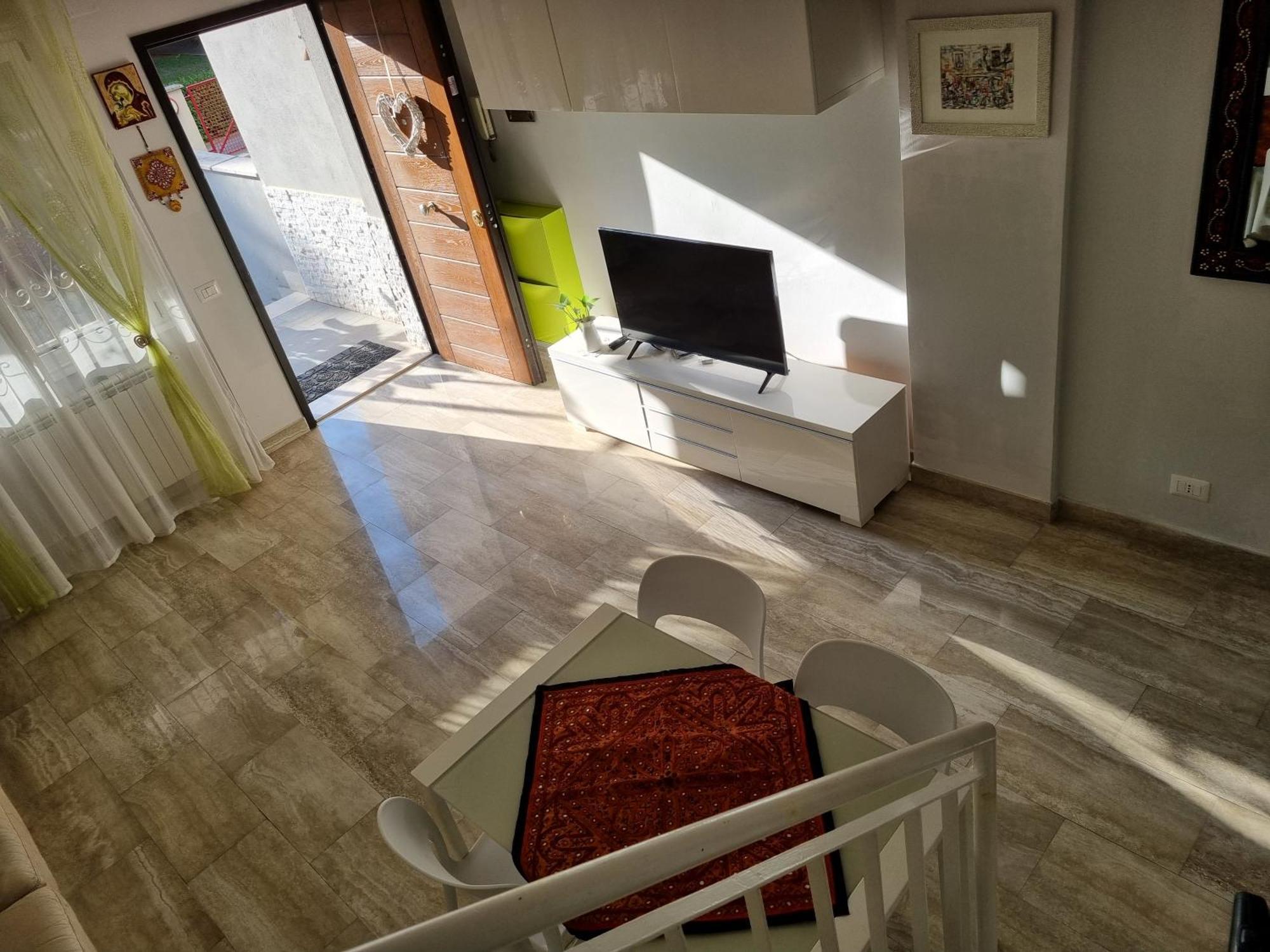 Apartment Intero Con Giardino E Parcheggio *