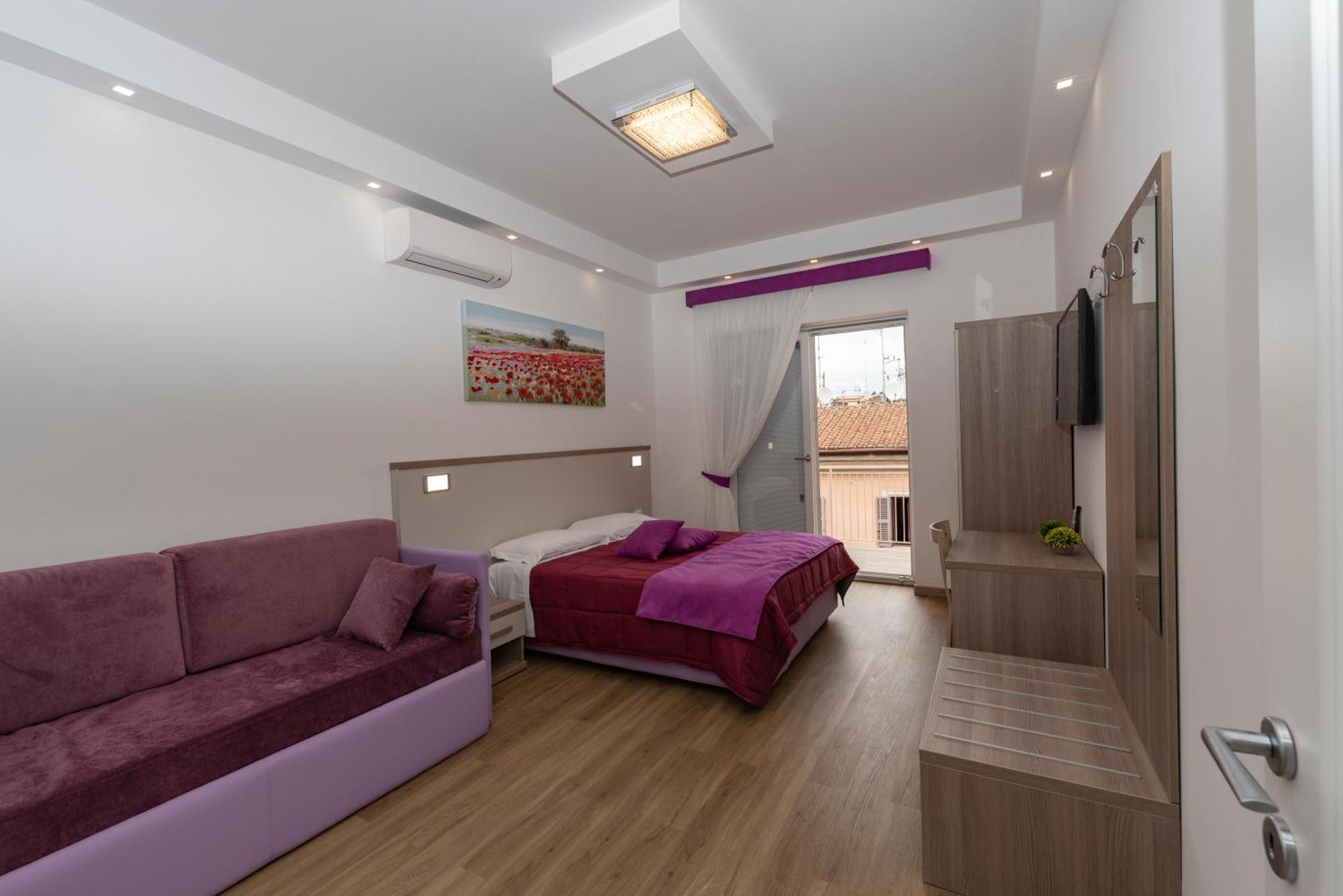 Rainbow Al Colosseo Apartment