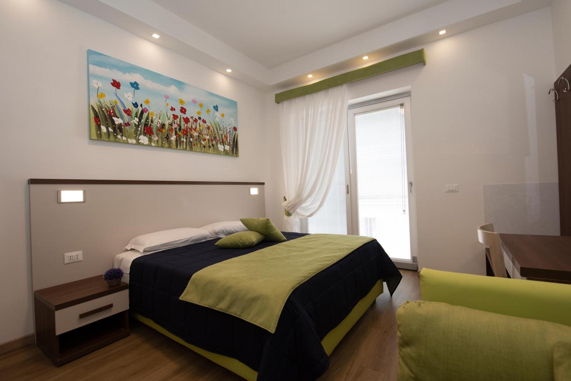Rainbow Al Colosseo Apartment *