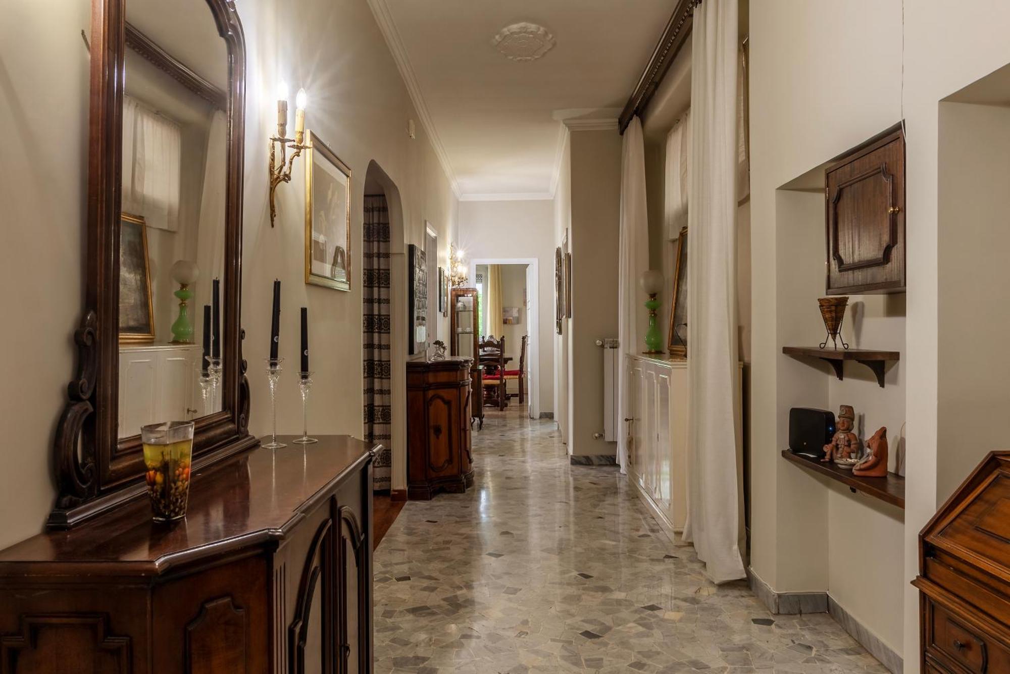 Apartment Piazza Zama Huge Rome