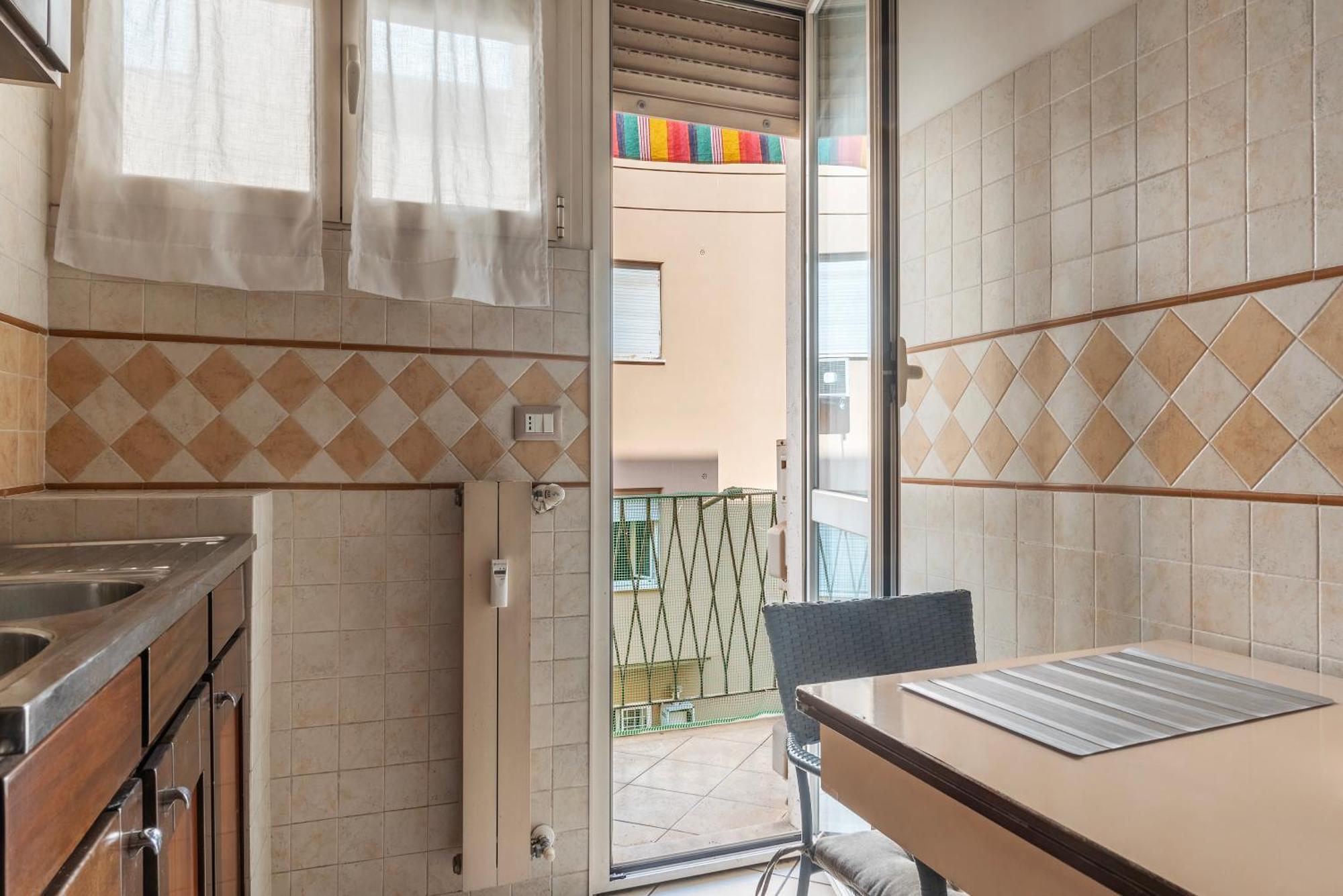Apartment Piazza Zama Huge Rome