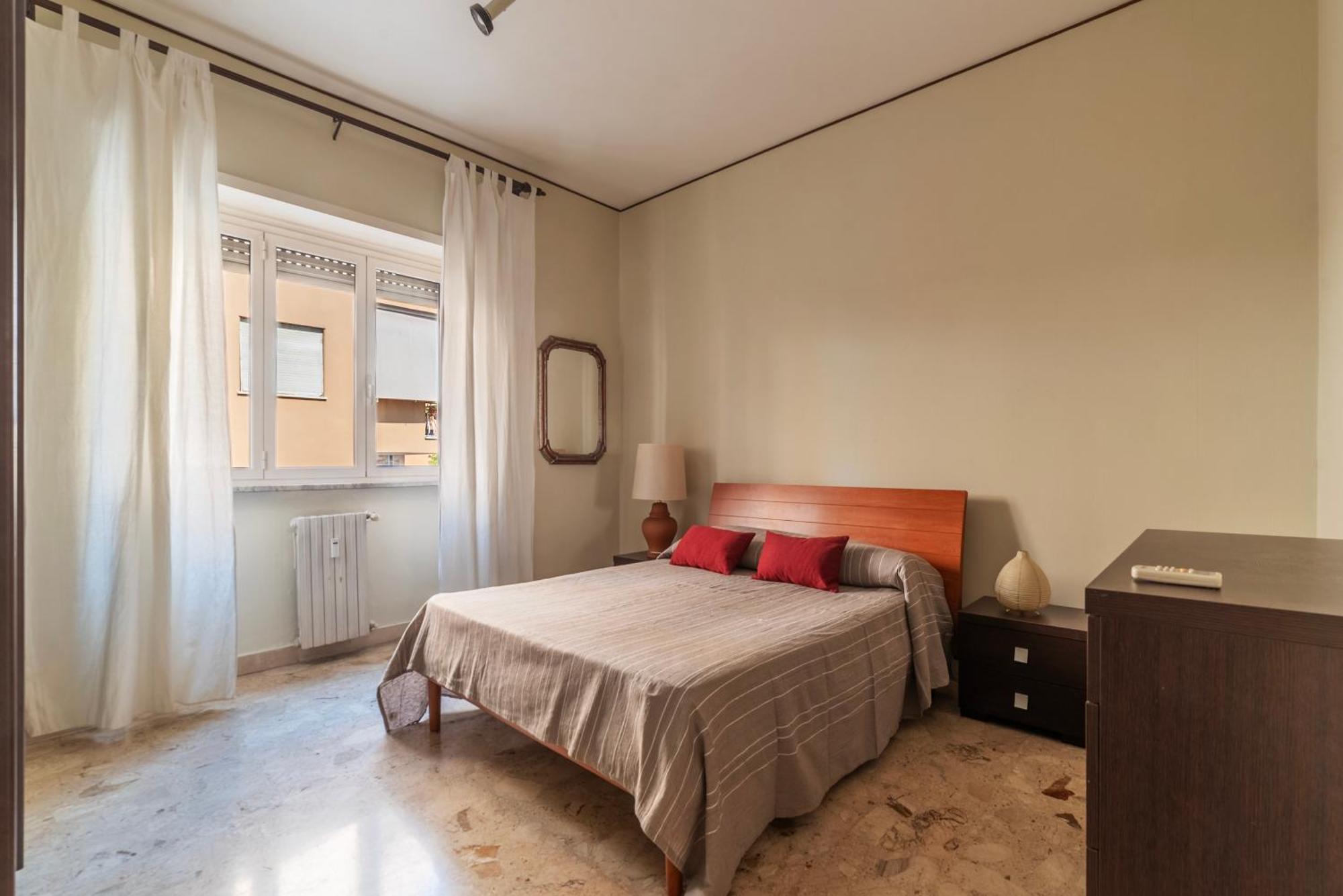 Piazza Zama Huge Apartment