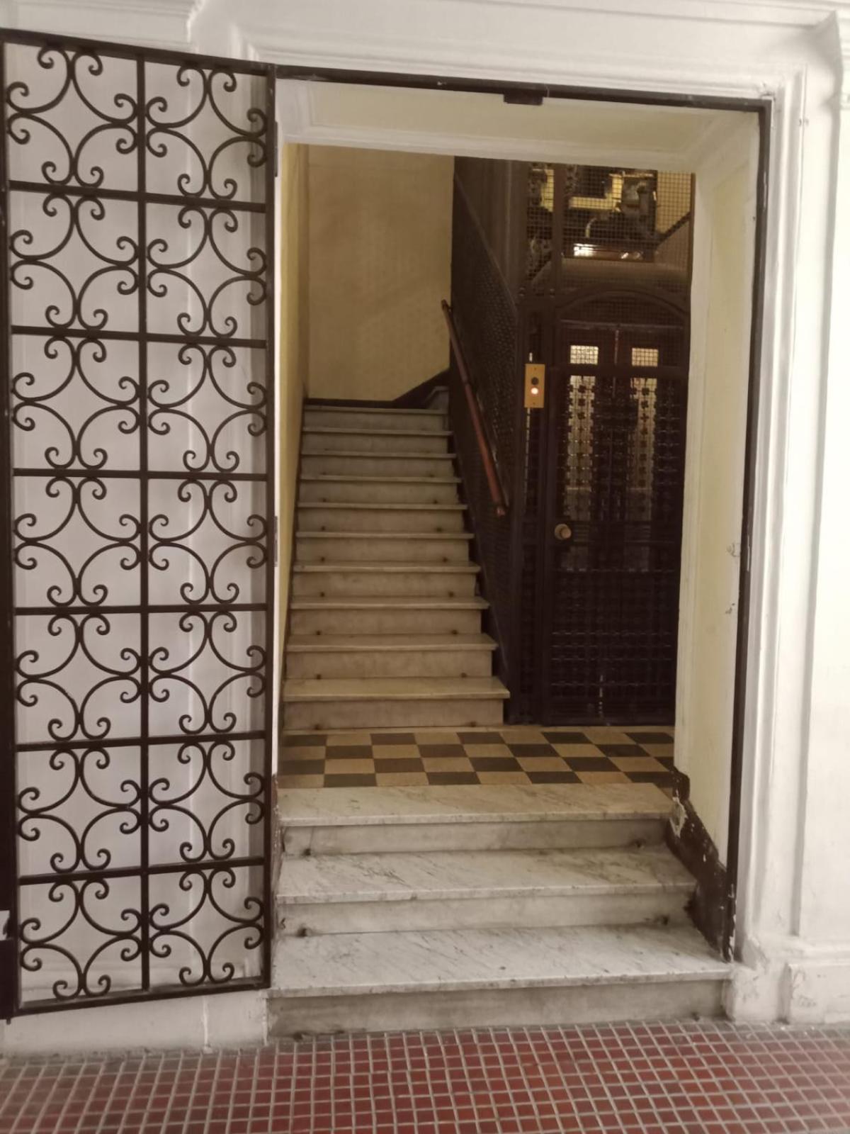 Raynova Guest house