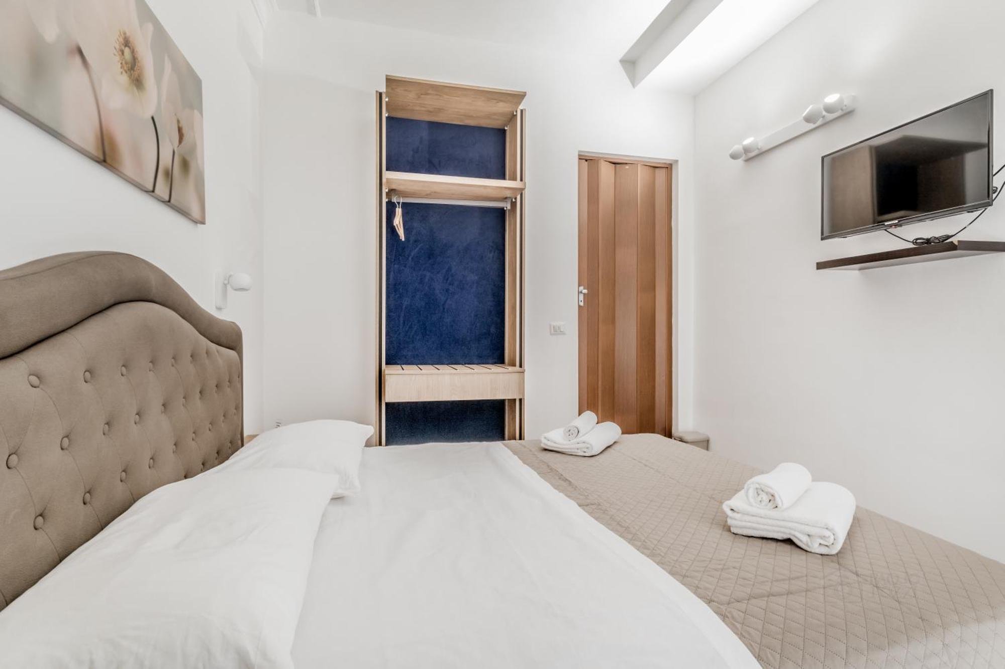 Ariana Luxury 2* Rome