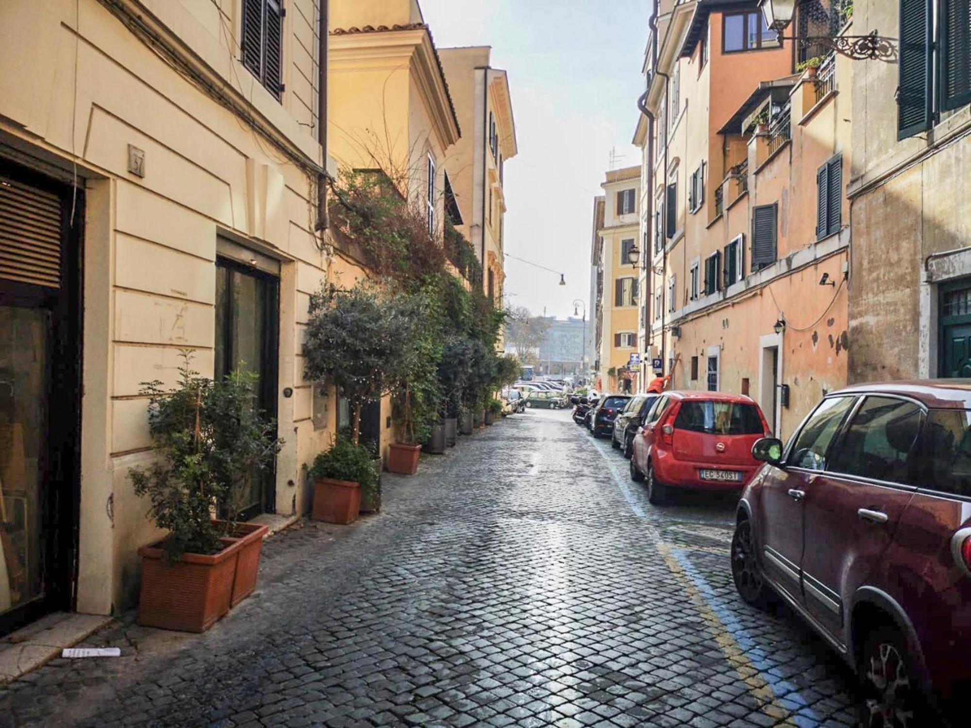 Flatinrome In Trastevere Guest house *