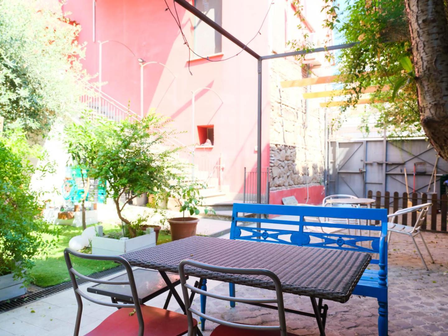 Il Giardino Dell'argano Rosso Apartment *