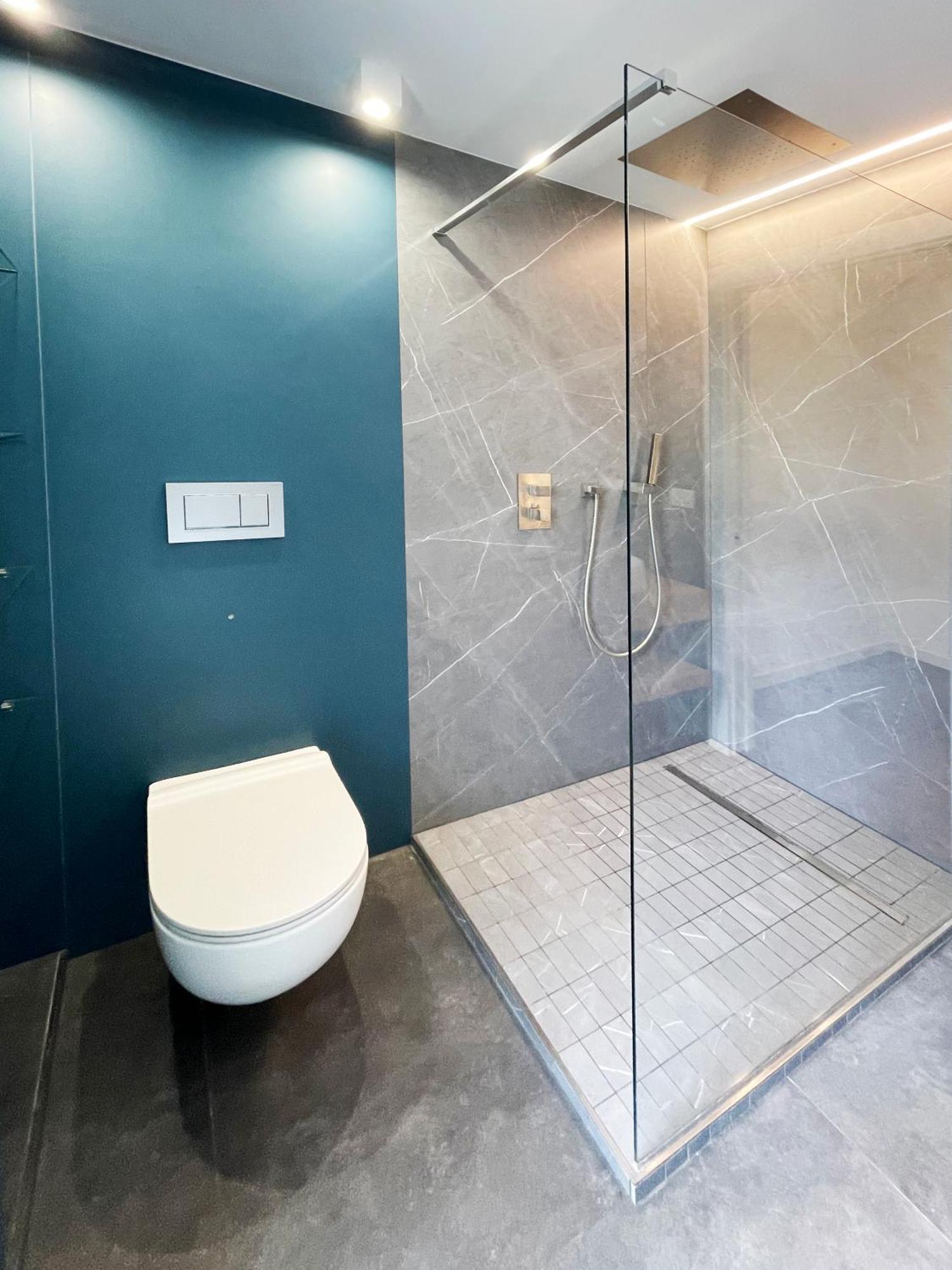Ada Luxury * Rome