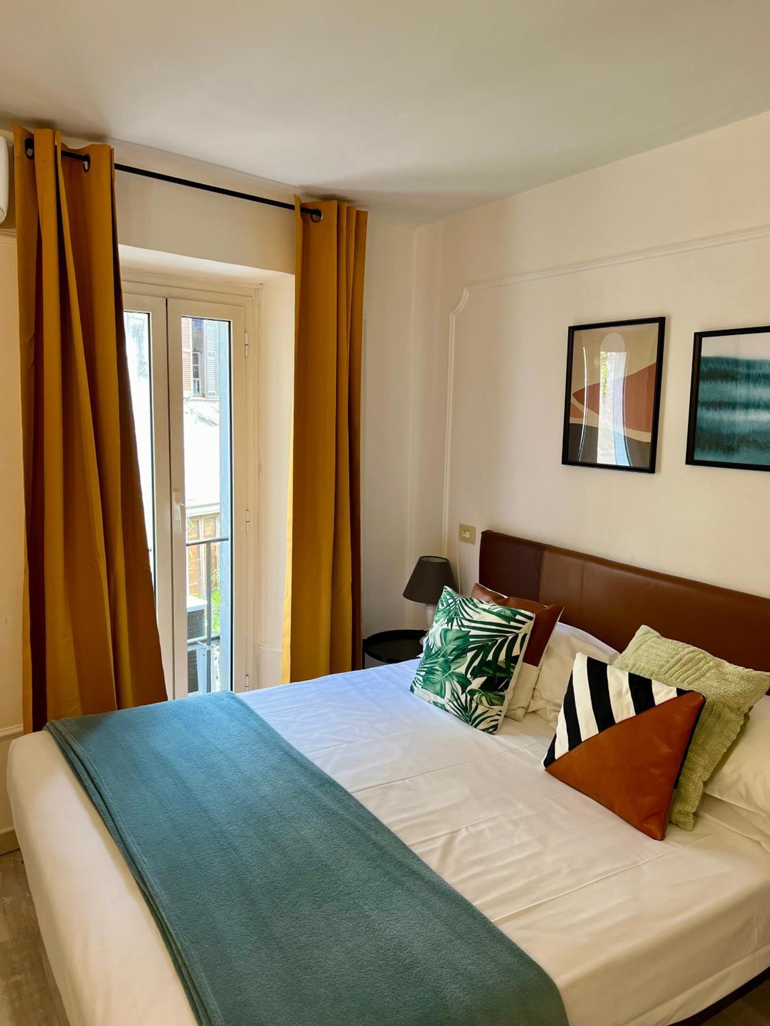Charming Navona Guest house *