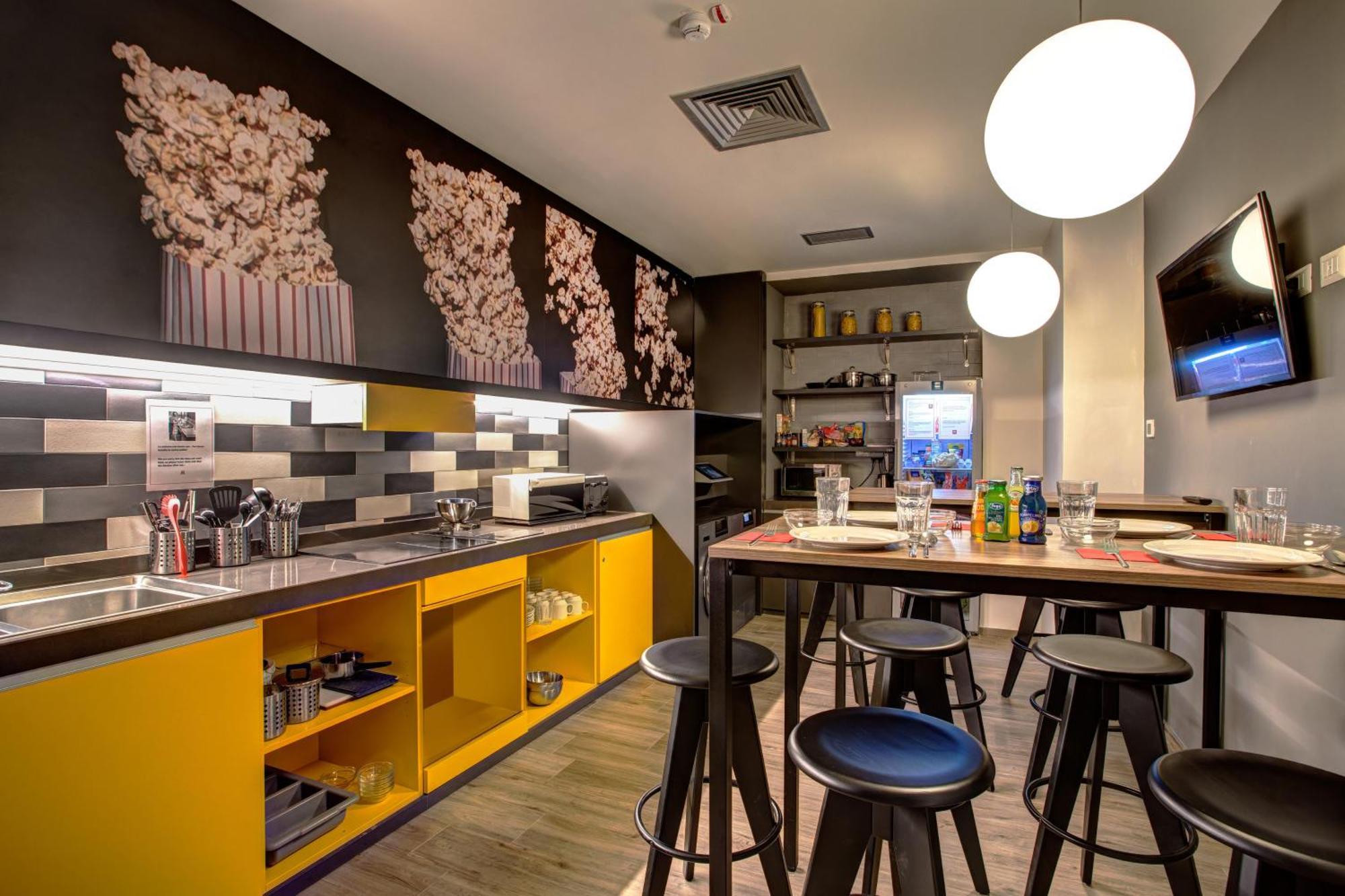 Hotel Meininger Termini Rome