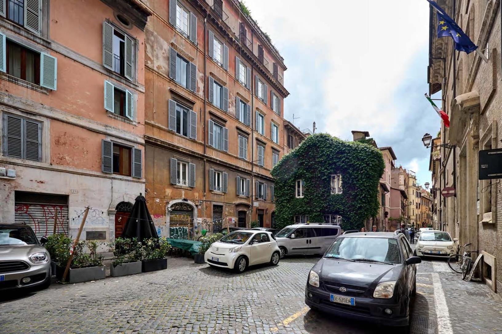 Colosseum Flat * Rome
