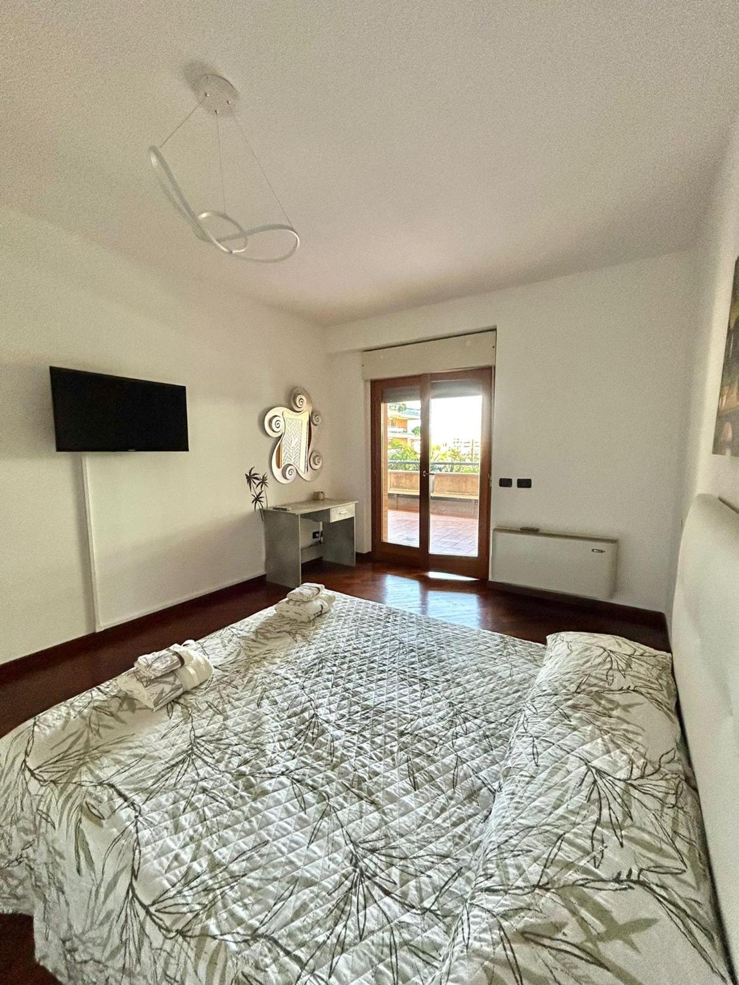 Appartement Eur Con Piscina Esterna Rome